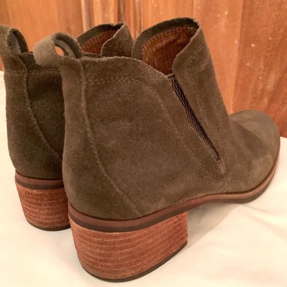 Korks Tea Green Herb Suede Chelsea Ankle Boots Size 6.5M - Picture 8 of 14